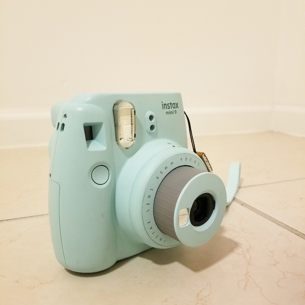Instamax Mini 9 in Mint Blue & 2 packs of film - Picture 5 of 6